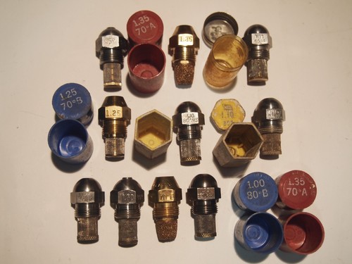 Oil burner nozzle lot - oil,